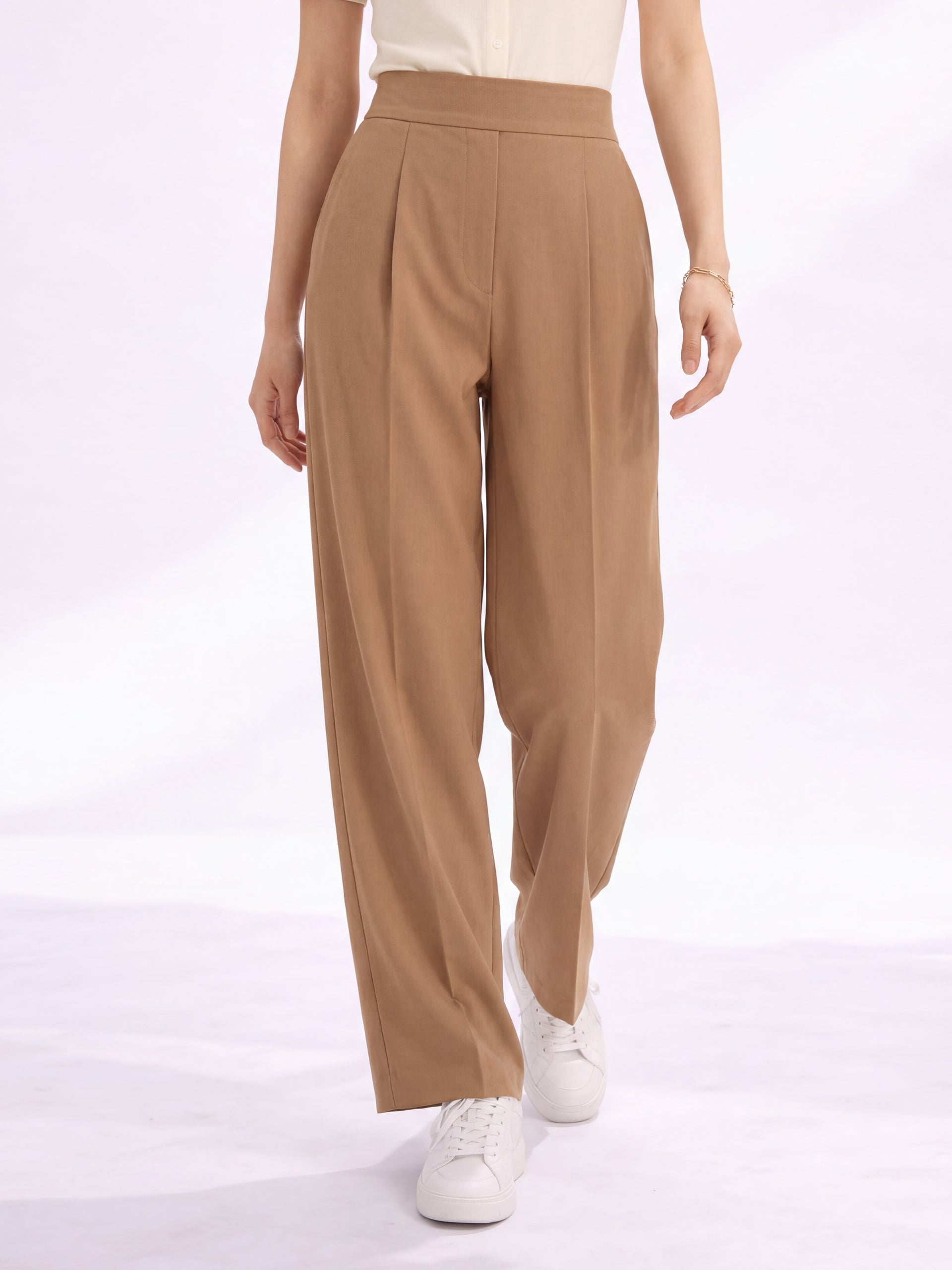 Brown Sleek Waist Trousers