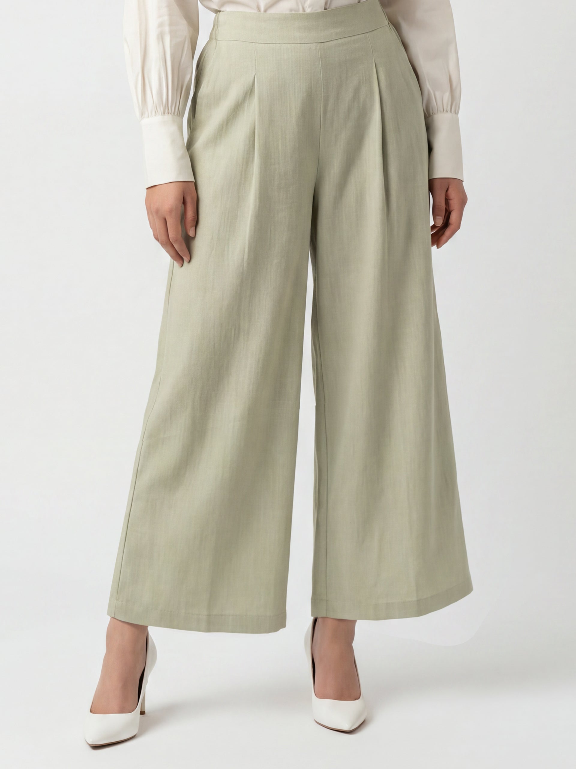 Min Green Textured Pleated Culotte