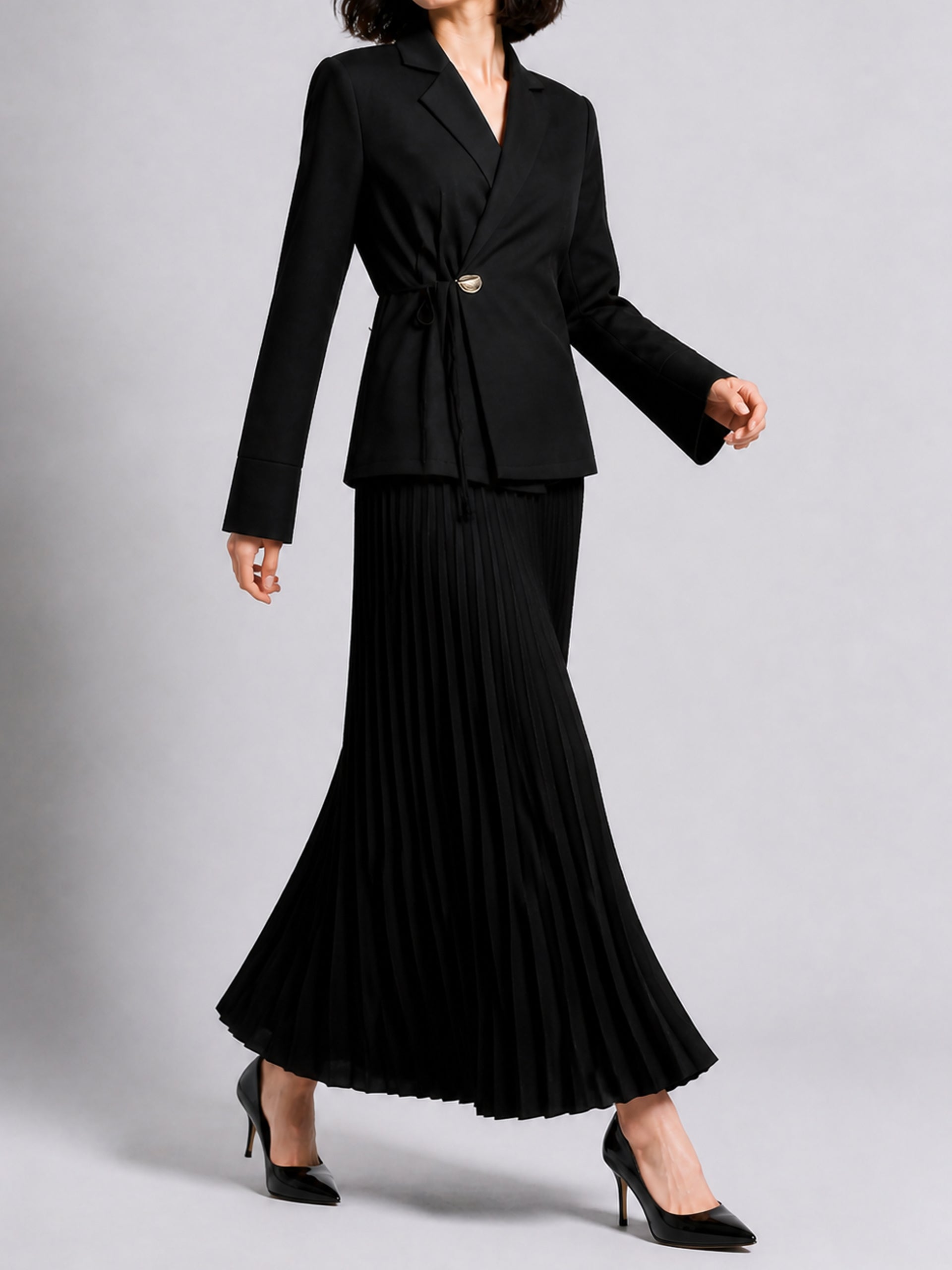 Black Overlap Blazer