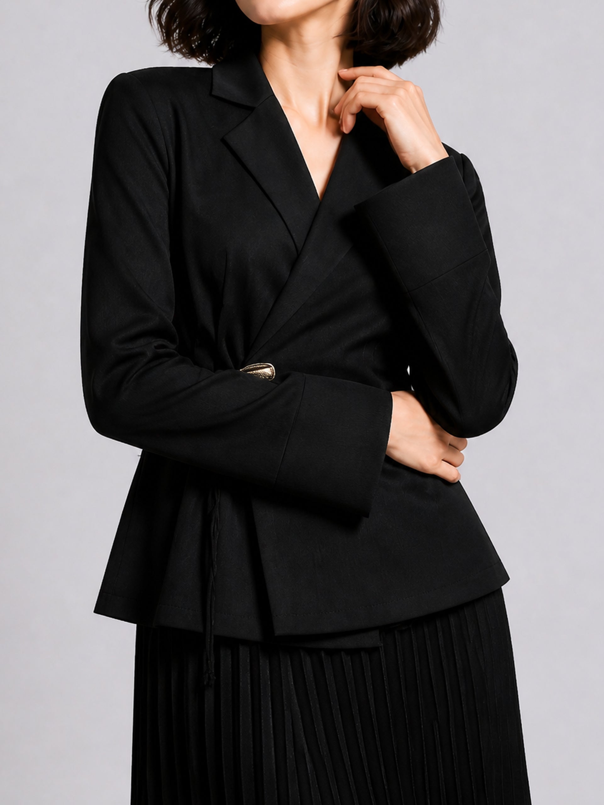 Black Overlap Blazer